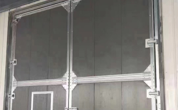 果洛兰州厂房果洛工业门选购与使用指南：打造高效安全的生产环境