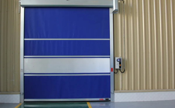 选择果洛快速果洛卷帘门时的注意事项