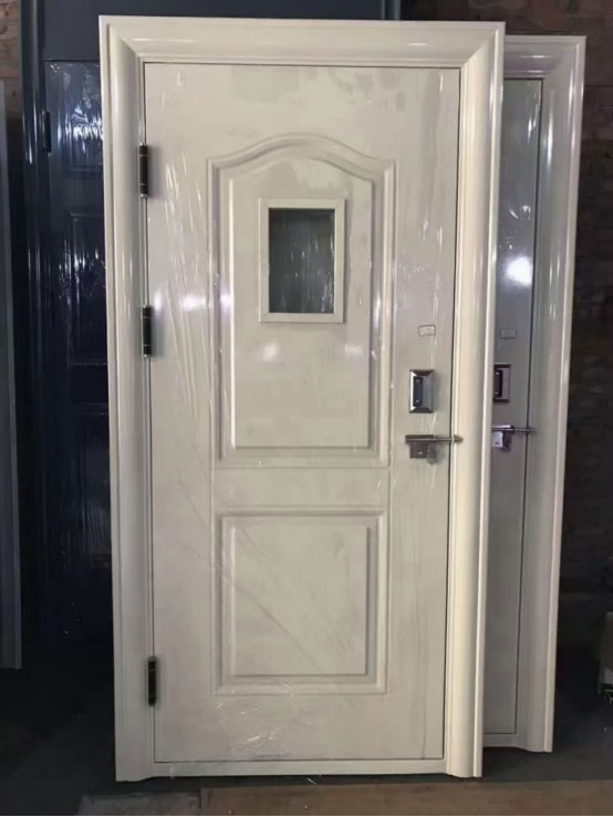 果洛学校教室门 果洛学校教室门