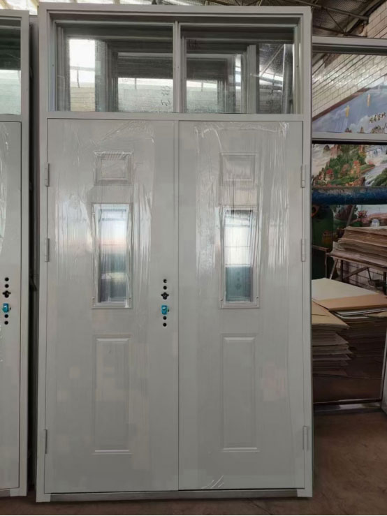 果洛学校教室门 果洛学校教室门