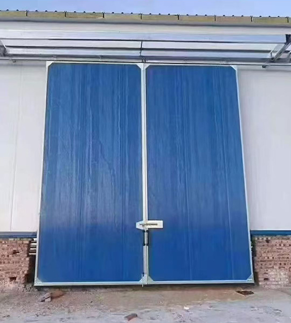 果洛工业门在大型仓储物流通道中的应用实例